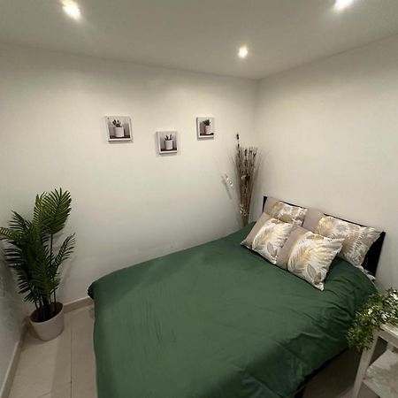 Les Champs Elysees-125M2 Modern And Spacious باريس المظهر الخارجي الصورة