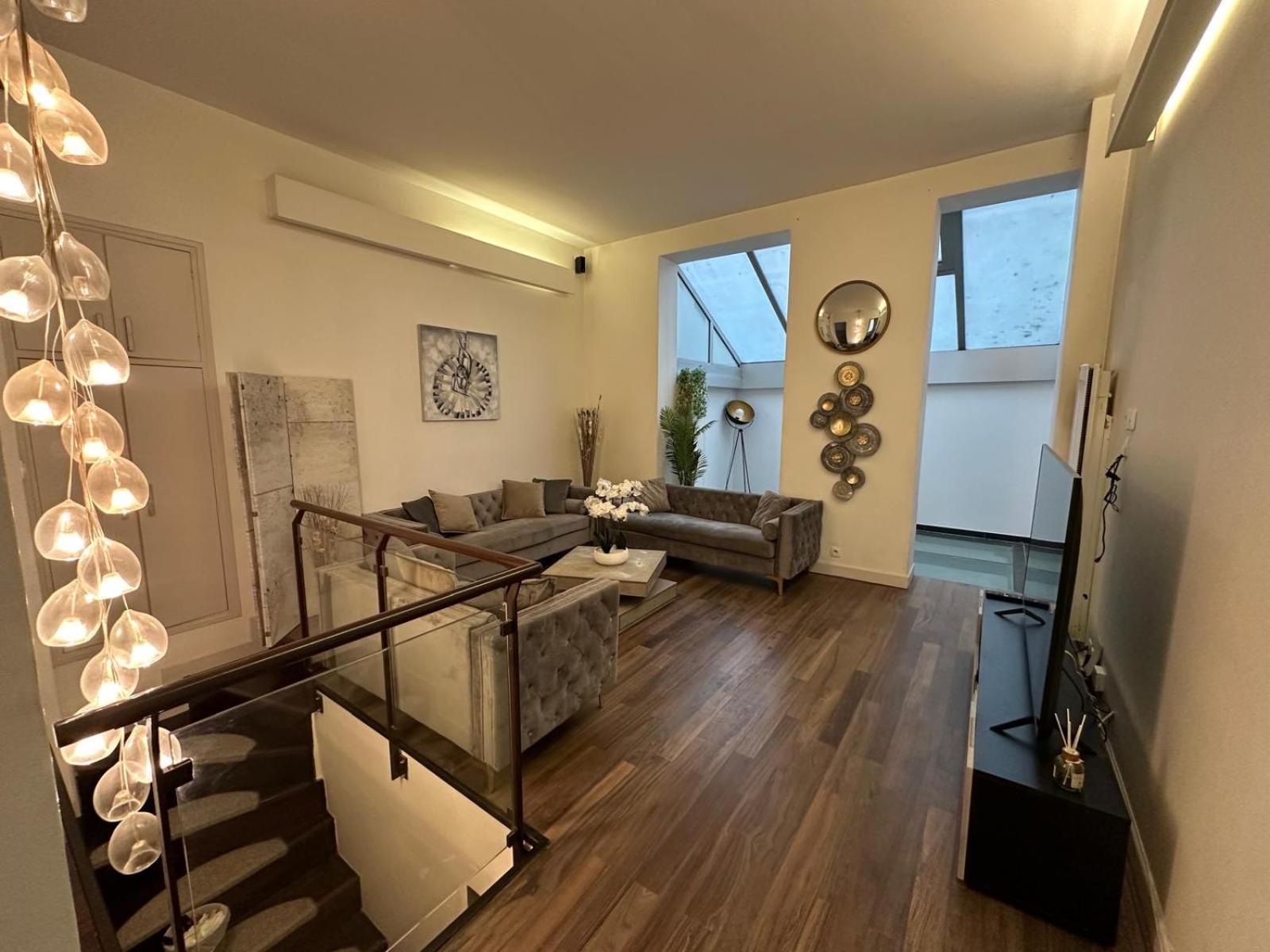 Les Champs Elysees-125M2 Modern And Spacious باريس المظهر الخارجي الصورة